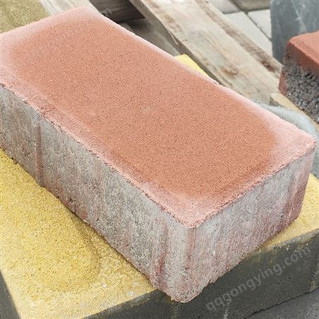 面包砖供应 强盛建材 城市道路工程等工程 渗水砖报价