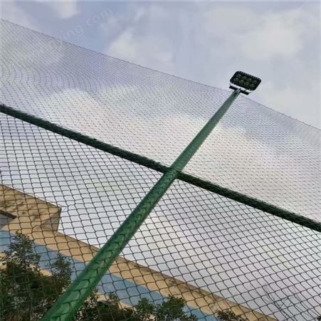 开阳球场围网 场地隔离网安装 一站式服务