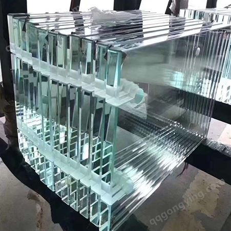 双面夹胶钢化玻璃 坚实耐用 工厂产 可靠 可定制发货